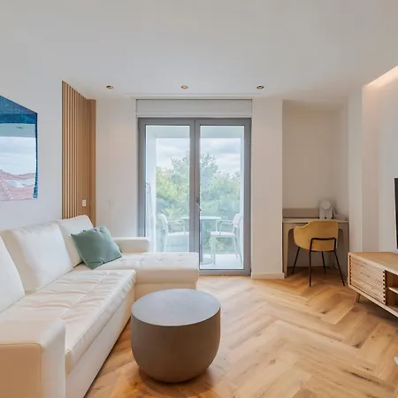Luxury Διαμέρισμα Σετούμπαλ
